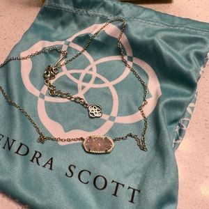 Kendra Scott Elisa Gold Pendant Necklace in Iridescent Drusy